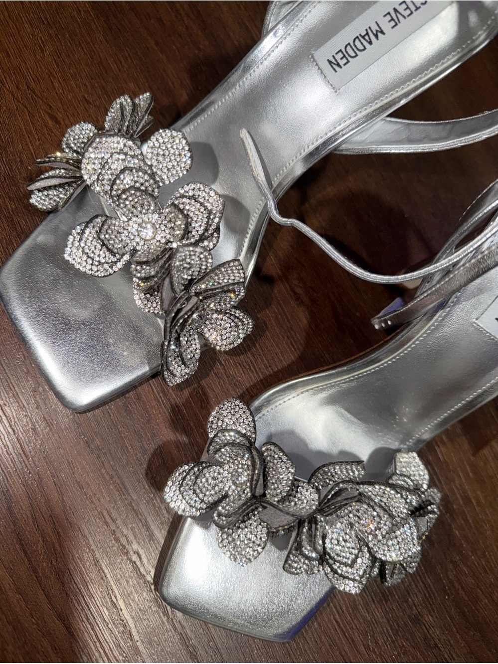 NWOT Steve Madden Ulyana metallic silver rhinestone floral heels  summer party - Picture 6 of 12